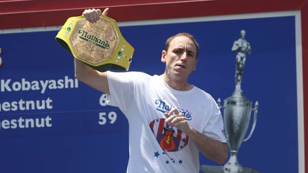 joey-chestnut-hotdog.jpg